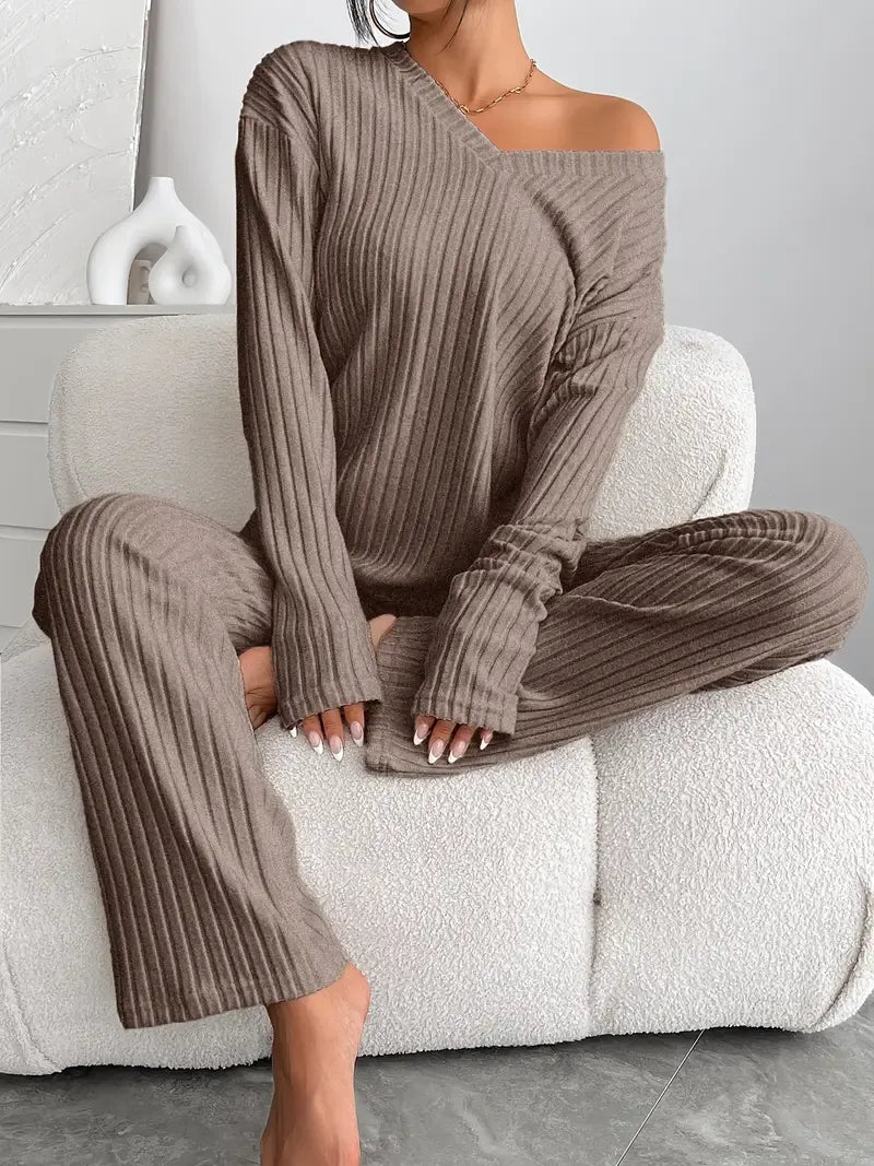 Carla | Conjunto em Canalé com Decote em V