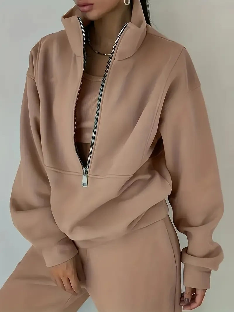 Regina | Fato de Treino com Meio Fecho de Correr